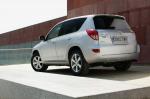 Toyota RAV4 2005 года